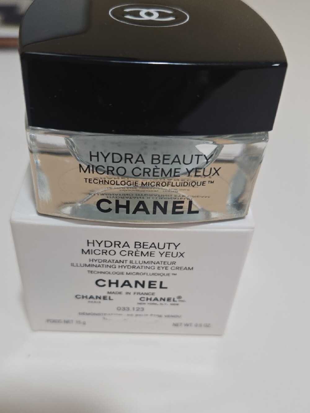 CHANEL Hydra Beauty Micro Creme Yeux! - Picture 5 of 5